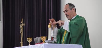 Picture of Father Mike Depcik saying Mass 
