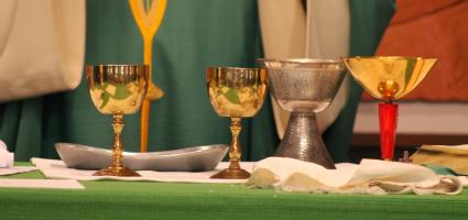 Picture of chalices during the consecration 